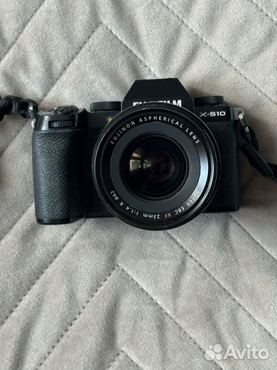 Беззеркальный фотоаппарат fujifilm x-s10