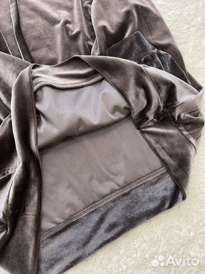 Спортивный костюм женский