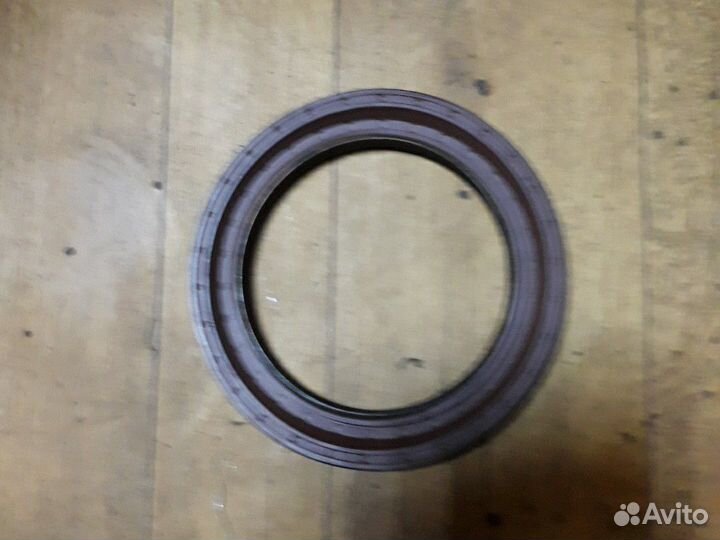 Сальник ступицы задней 121х170х17 ивеко