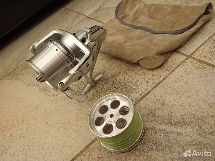 Карповая катушка Shimano