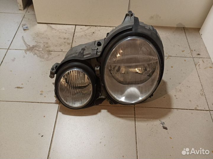 Фара левая mercedes w210 ксенон