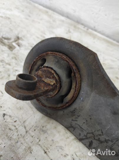 Рычаг продольный задний правый Kia Ceed Ed