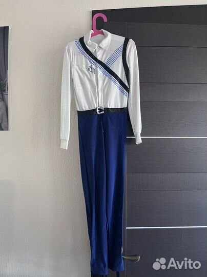 Костюм для фигурного катания