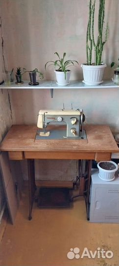 Швейная машина Veritas