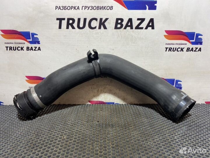 1653077 Патрубок радиатора Daf XF105