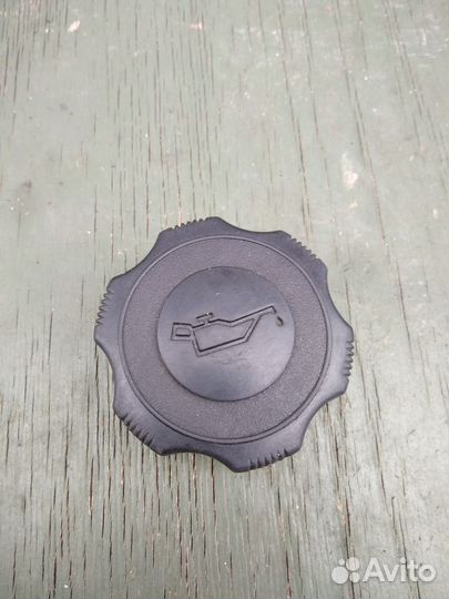 Mazda 3 1.6 пробка маслозаливной горловины