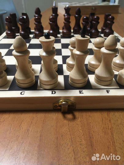 Шахматы деревянные