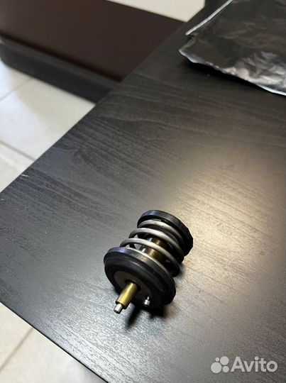 Термостат VAG 06H 121 113B