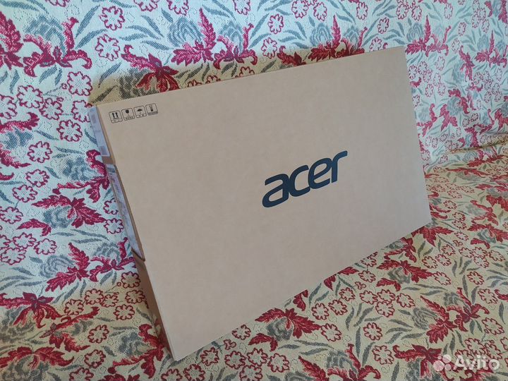Новый Acer Ryzen 7 5700U 1024 Гб 8 ядер 15.6
