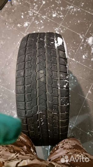 Yokohama Ice Guard Stud iG55 235/55 R19