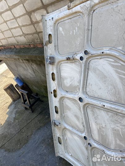 Капот на ваз 2105