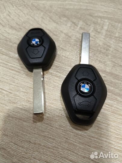 Новый ключ BMW 5 ромбик cas2