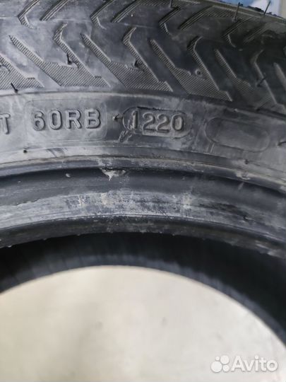 Nokian Tyres Hakkapeliitta 8 195/60 R15 92T