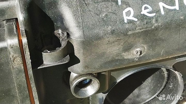 Корпус воздушного фильтра Рено К4М