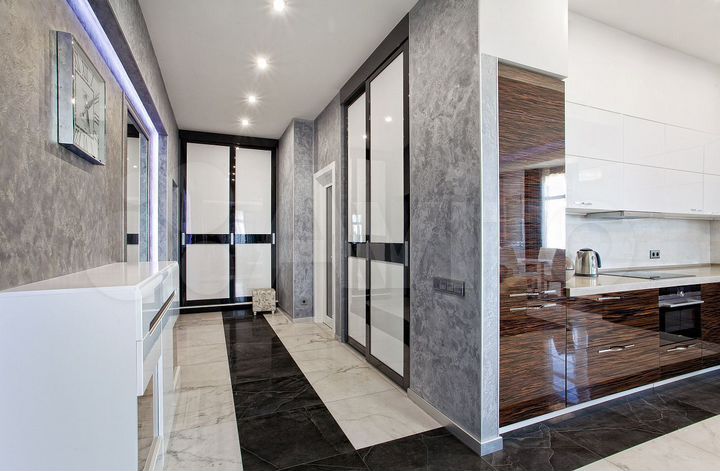 Квартира-студия, 75 м², 8/9 эт.