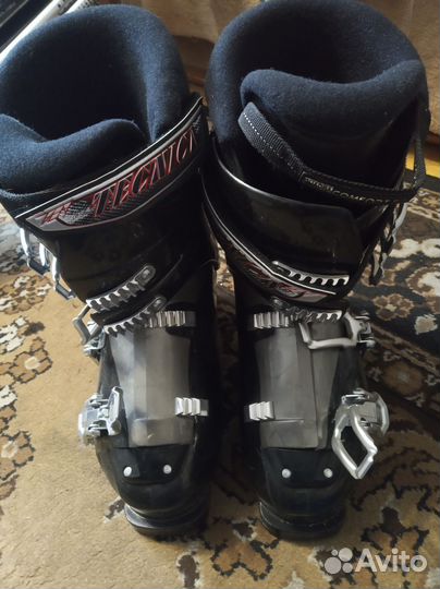 Горные лыжи с креплениями, палками, ботинками