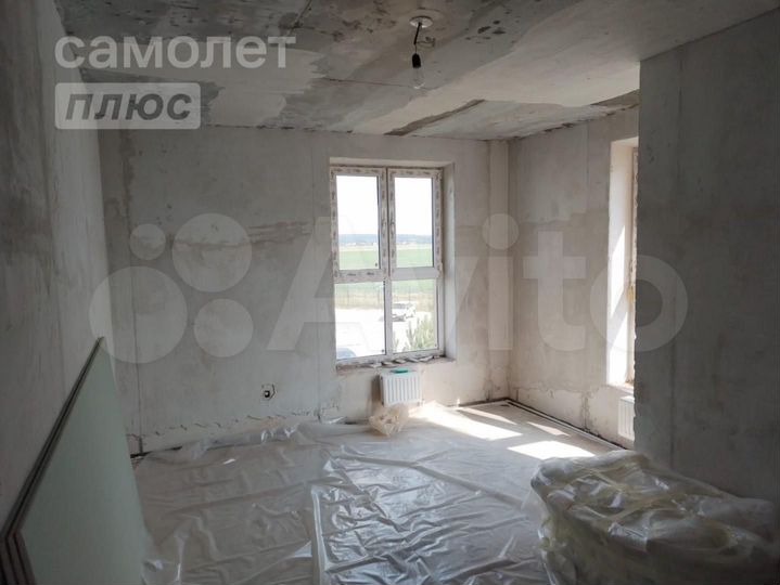 3-к. квартира, 93 м², 2/3 эт.