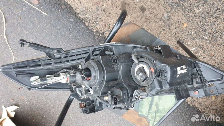 Фара левая мазда 5