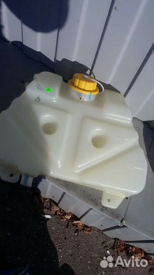 Расширительный бачок для avia D120