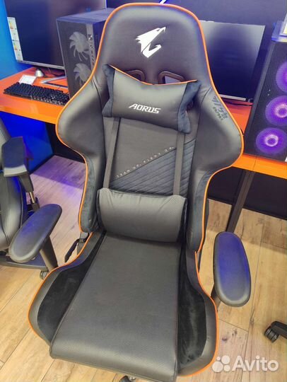 Игровое кресло gigabyte aorus