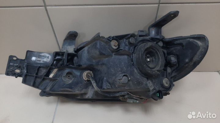 Фара передняя правая Mitsubishi Outlander