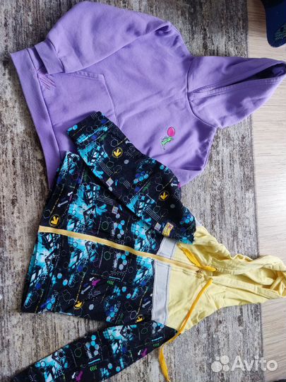 2 пакета детских вещей