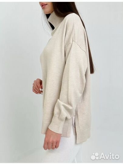 Свитер женский оверсайз