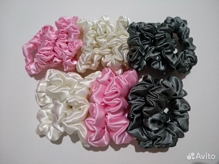 Резинки, заколки, бантики