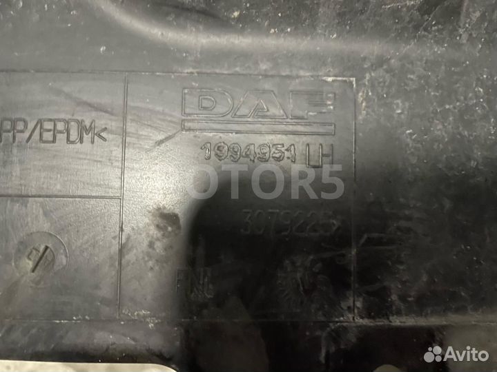 Подкрылок передний левый DAF XF 106 2018 1994951