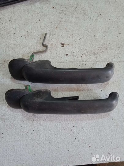 Ручка правая Nissan Terrano 2 Ниссан Террано R20