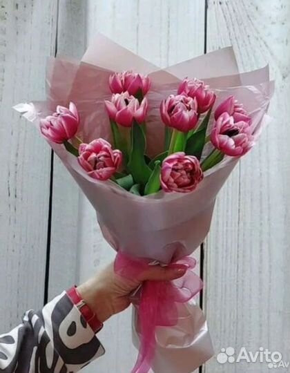 Букет тюльпанов пионовидных Доставка