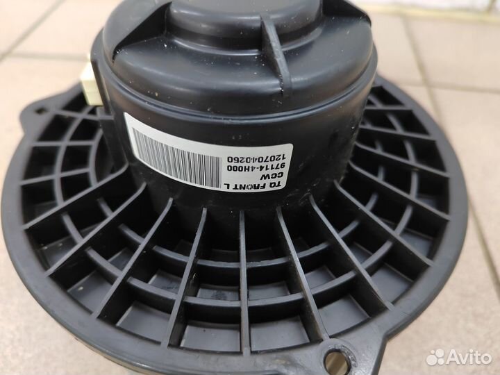 Вентилятор отопителя Hyundai H-1 Grand Starex