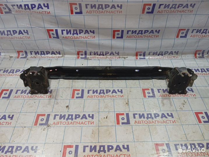 Усилитель переднего бампера Volkswagen Touareg (GP) 7L0807109E