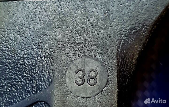 Лыжные ботинки коньковые 38