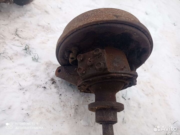 Поворотный кулак УАЗ 469