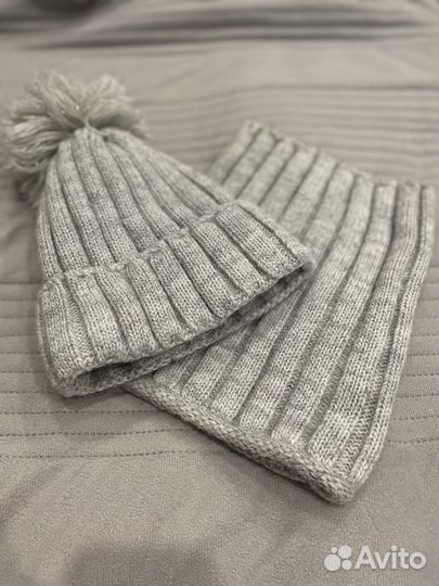 Шапки вязаные на девочку, снуды, вещи пакетом