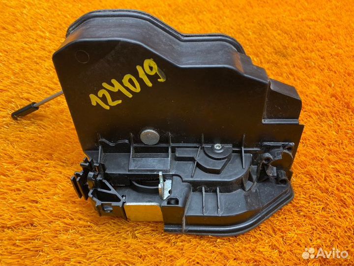 Замок двери передний левый Bmw 3-Series E92