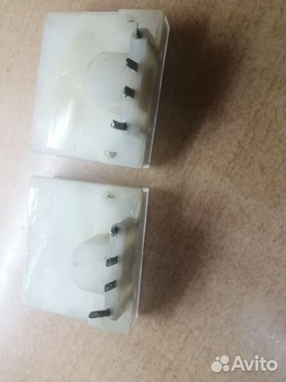 Стрелочные индикаторы Akai GX4000D