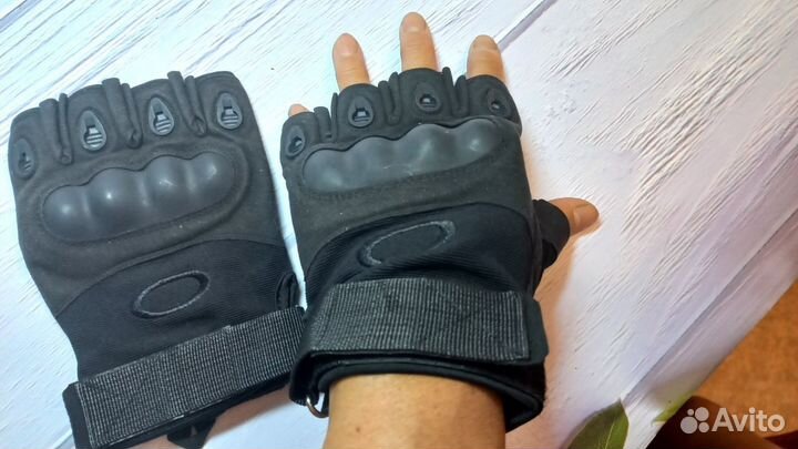 Перчатки тактические