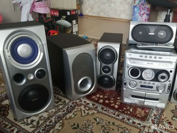 Музыкальный центр philips