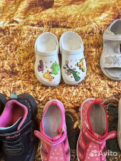 Обувь на девочку пакетом