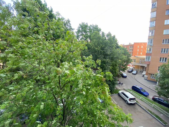 2-к. квартира, 43 м², 4/5 эт.