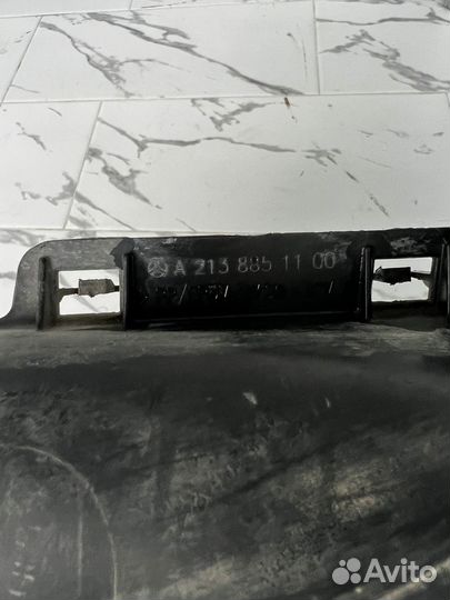 Дефлектор решетки радиатора Mercedes E-Class