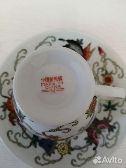 Фарфоровые чашки