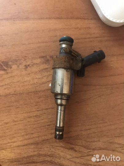 Топливная форсунка vag 06H906036H