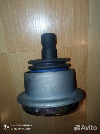 Опора шаровая зад верх jeep cherokee 01-07