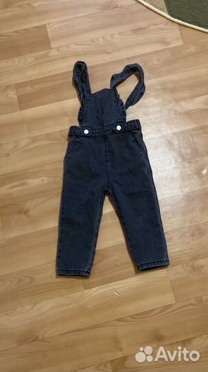 Джинсовый комбинезон для девочки