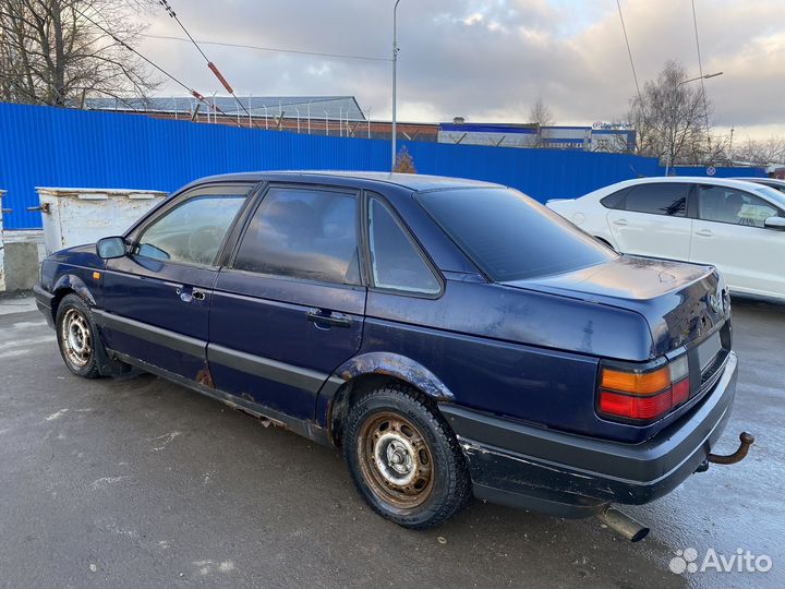 Volkswagen Passat 1.8 МТ, 1992, 250 000 км