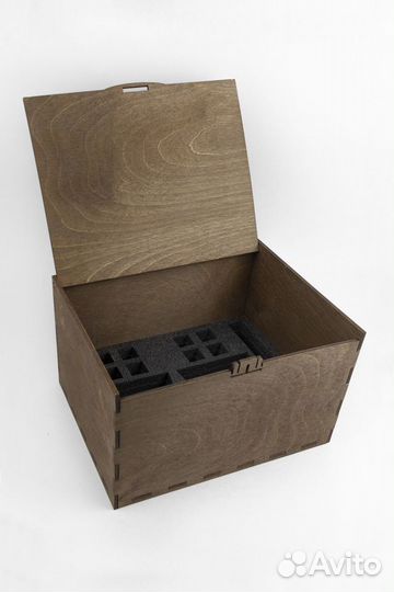 Подарочная коробка деревянная