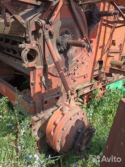 Запчасти на комбайн дон 1500